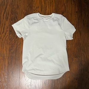 Lululemon Jersey Shirt Size L